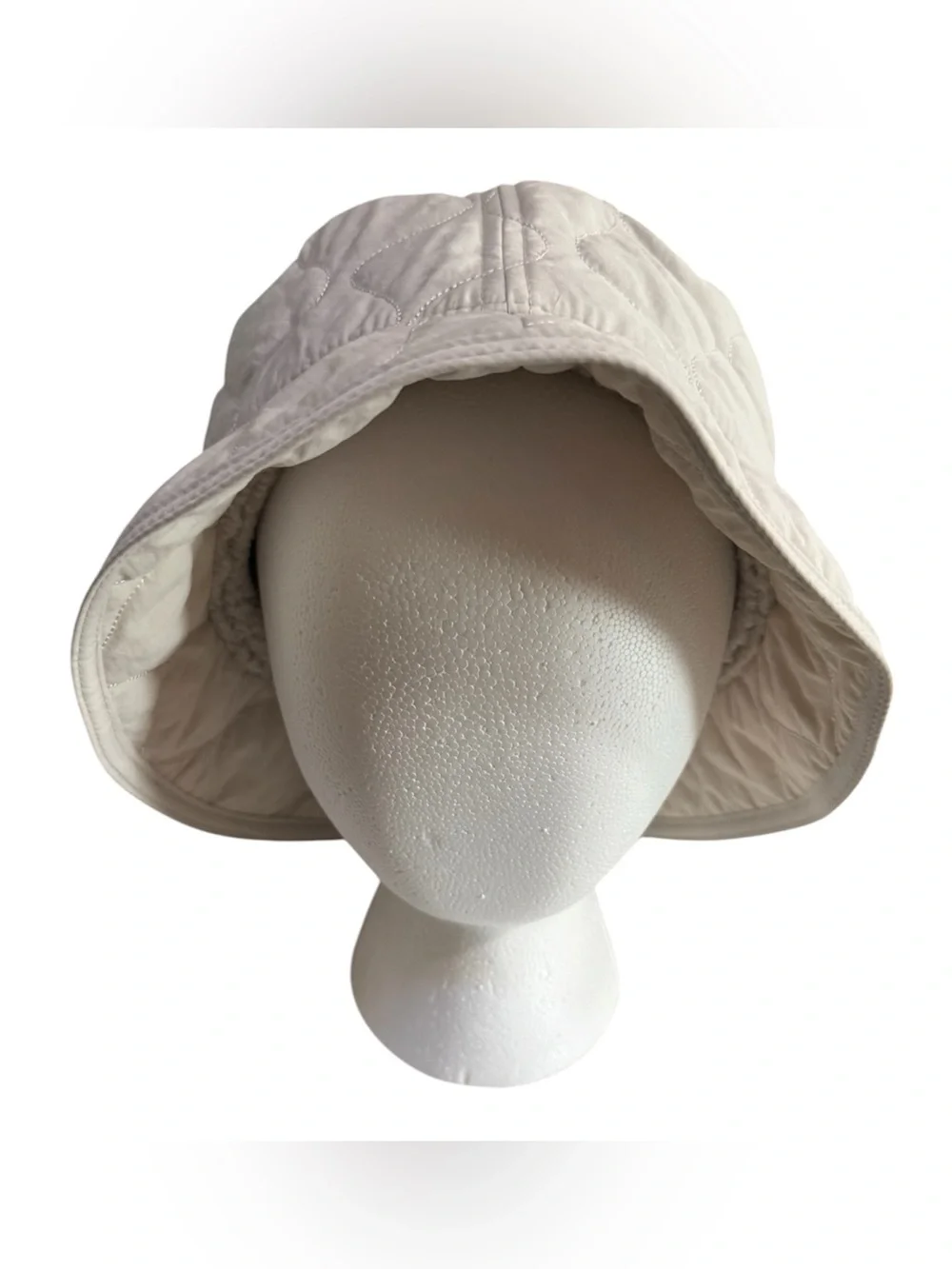 Prana Women’s Encinitas Quilted Off White Bucket Hat with Sherpa Lining